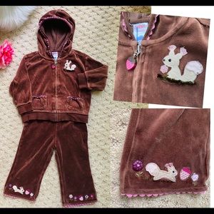Gymboree Squirrel/ Acorn Velour Set (18-24m)